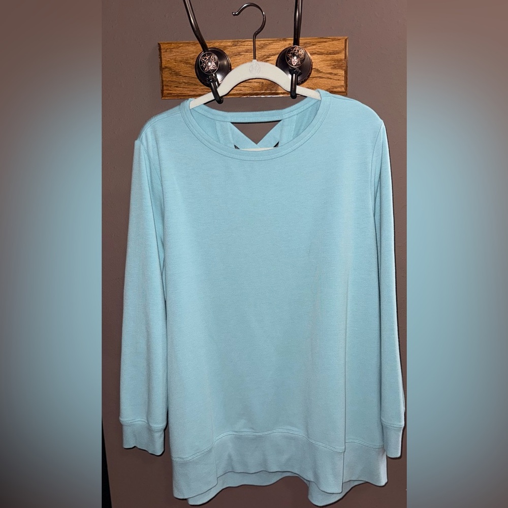 Ideology Women's Long Sleeve Top in Soft Blue